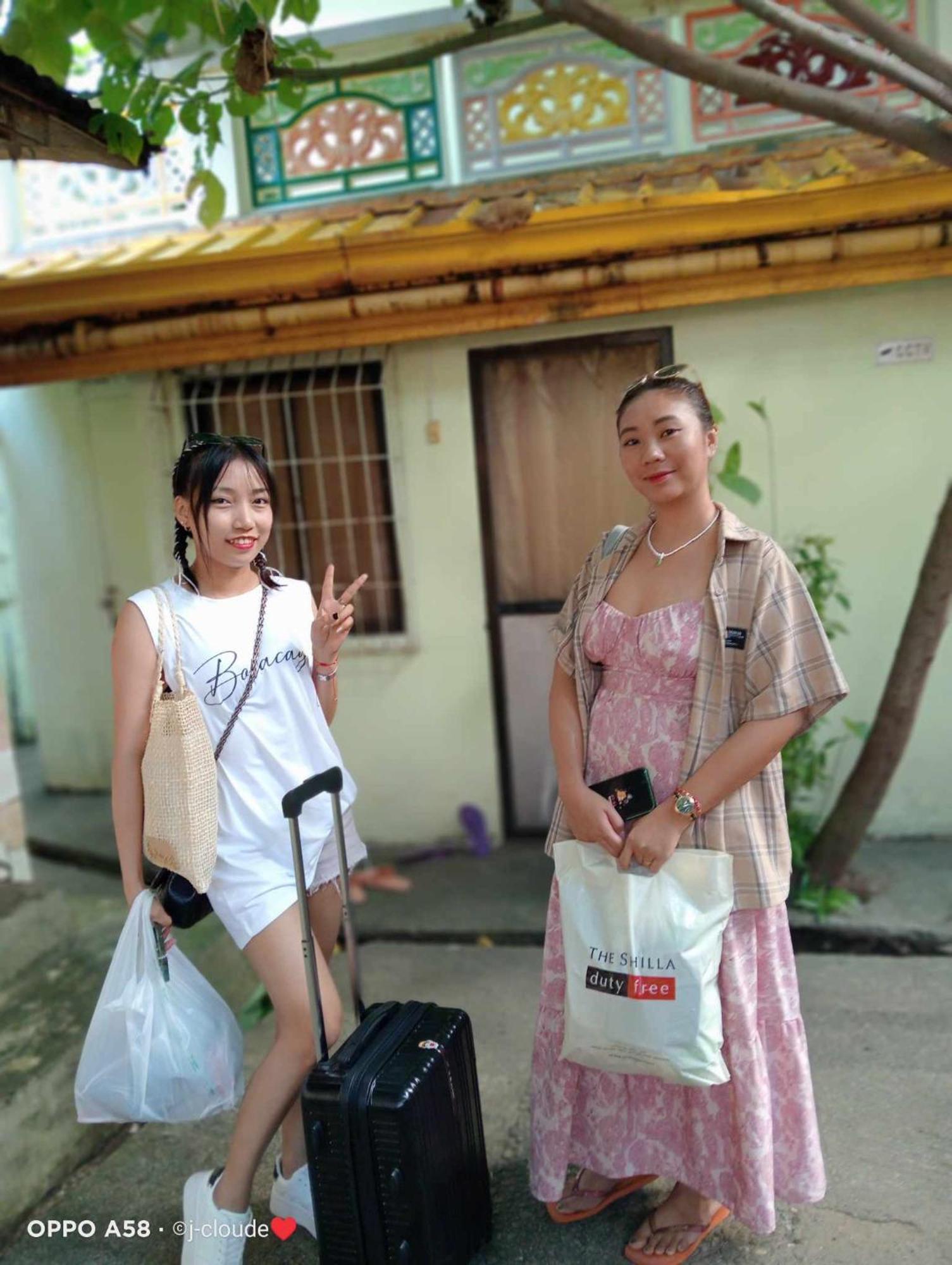 Готель Bambooze Hauz Balabag  Екстер'єр фото